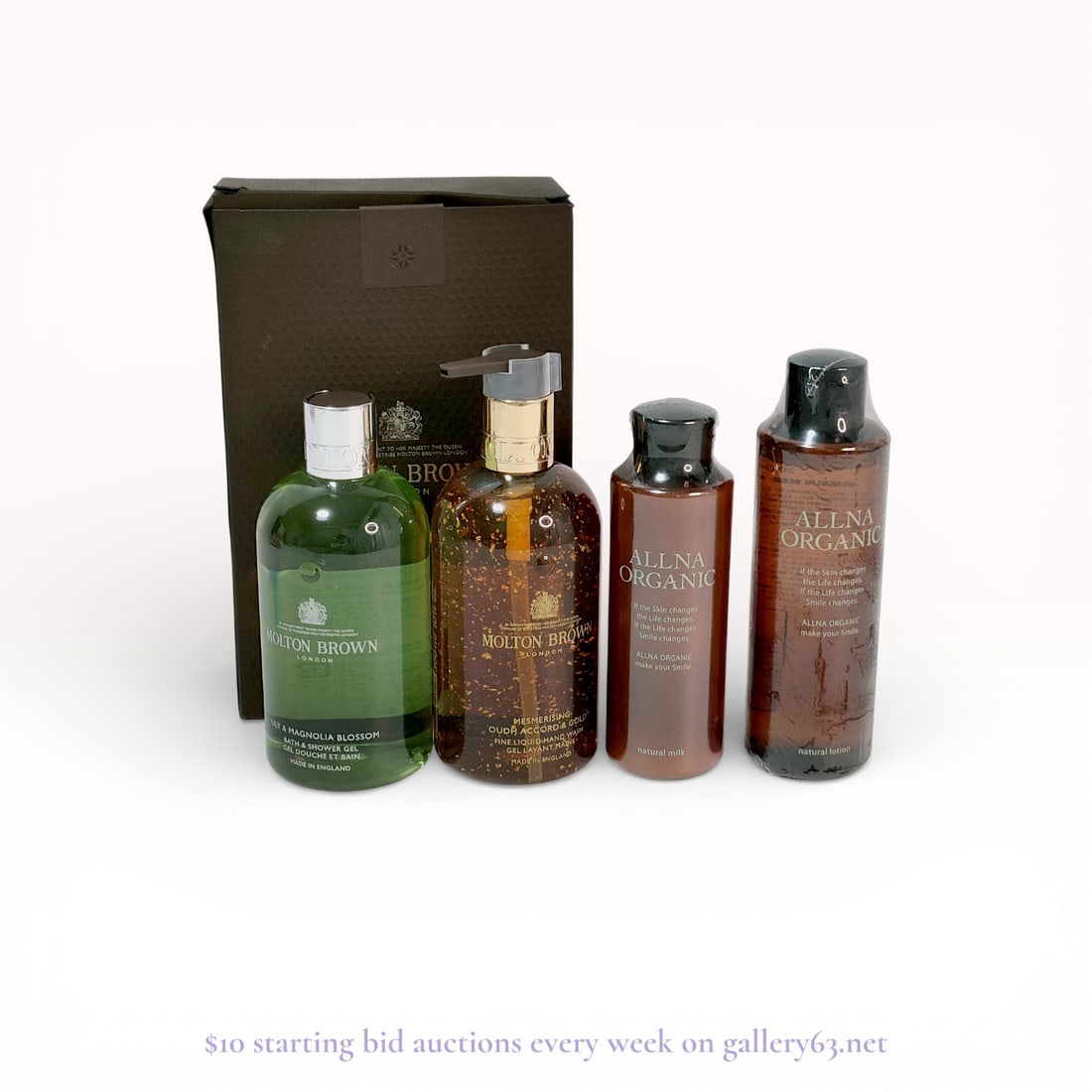 Molton Brown Fragrance & Bath Products Gift Set – Luxury Cosmetics Lot: Estate lot offered as shown, including all items visible in the images. Offered as a single lot with no individual examination; contents and condition vary and may include wear, damage, or missing ele