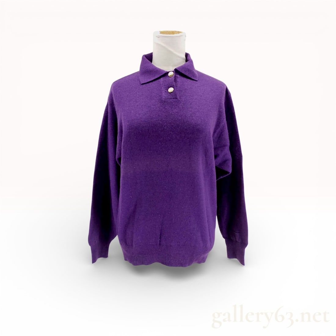 Christian Dior Purple Knit Polo Top with Gold Button Detail size 42: Christian Dior knit top featuring a rich purple tone and a soft collared polo neckline. Design having long sleeves, ribbed cuffs, and a short front placket accented with gold-tone buttons. Piece f