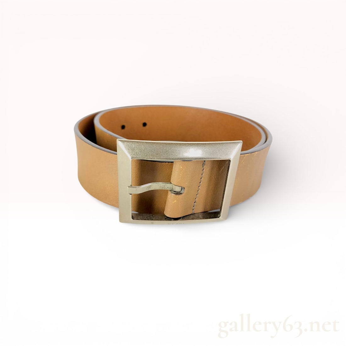 Gucci Distressed Nickel and Leather Belt (1 of 8)