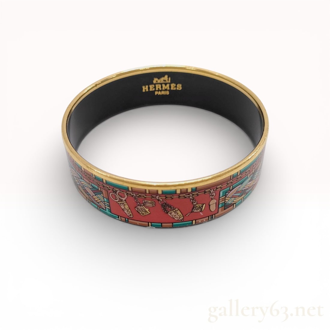 Hermes Enamel Wide Gold Hardware Bangle Bracelet: Authentic Hermes Enamel Wide Gold Hardware Bangle Bracelet. These bracelets are so so expensive new, and we start ours at $10 and let the market decide the price. Why is this? Because I believe it is