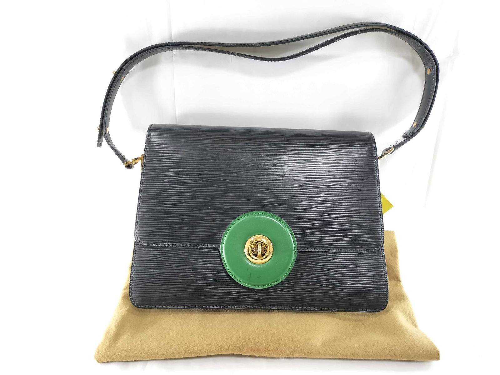 Louis Vuitton Epi Free Run Shoulder Bag (1 of 10)