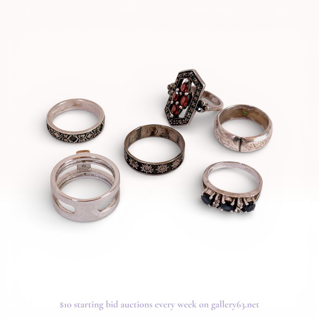 Sterling Silver Engraved Vintage Rings Estate Lot, 22.7g: Estate lot offered as shown, including all items visible in the images. Offered as a single lot with no individual examination; contents and condition vary and may include wear, damage, or missing