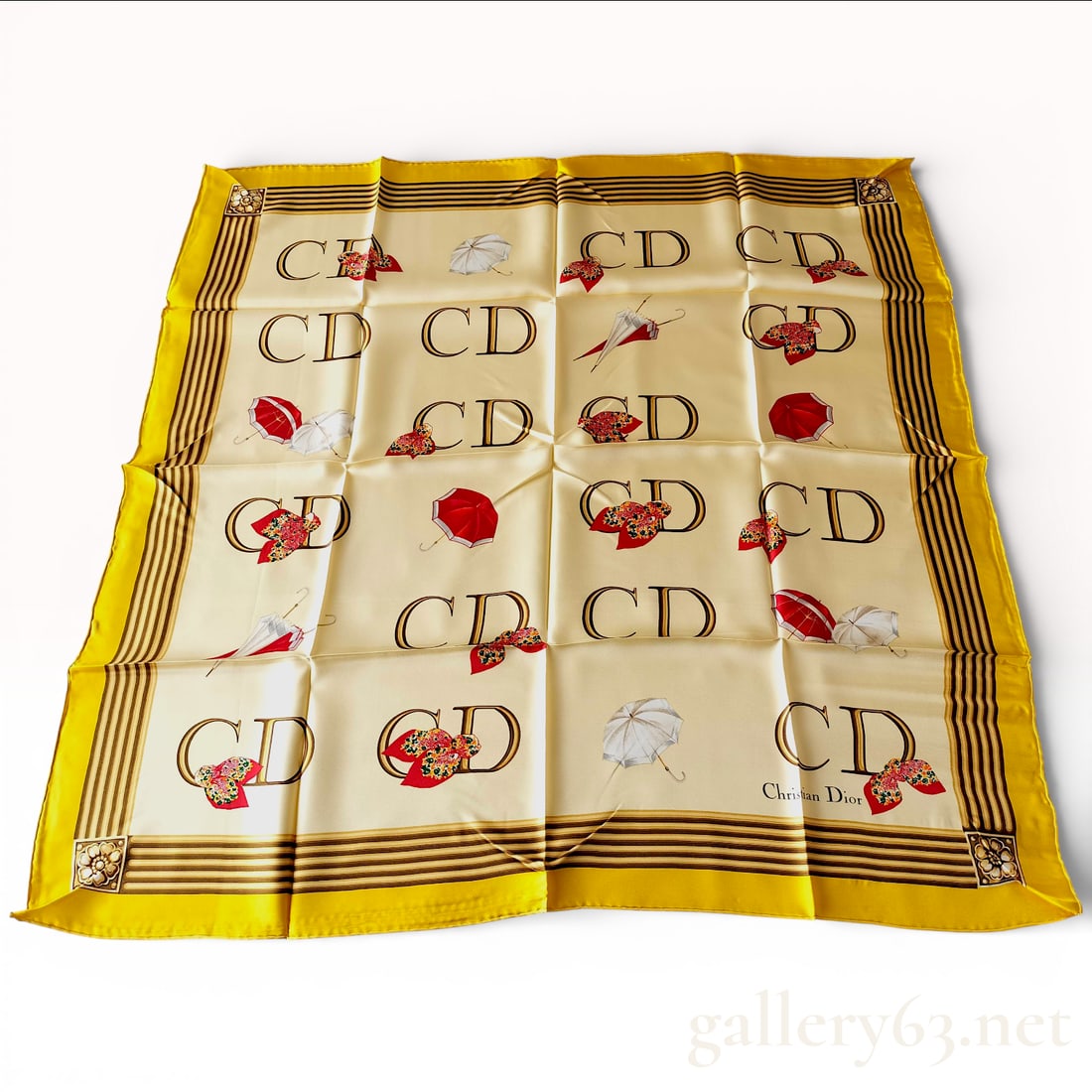 Christian Dior Umbrella & Ribbon Motive Silk Scarf 90cm: Christian Dior Umbrella & Ribbon Motive Silk Scarf 33 in. / 90cm