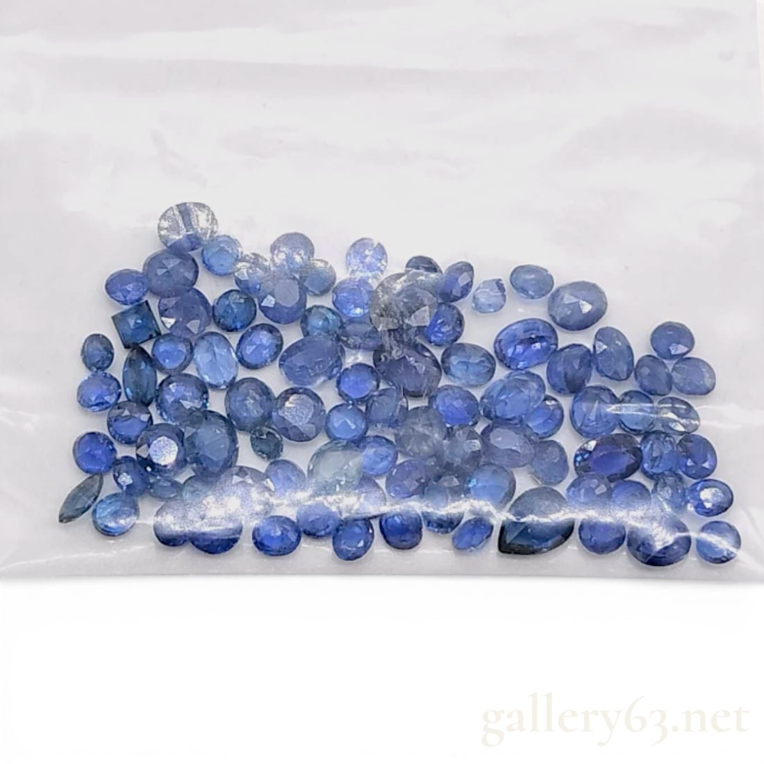Loose Blue Sapphire Parcel Approx. 14.6 Carats Total Weight (1 of 8)