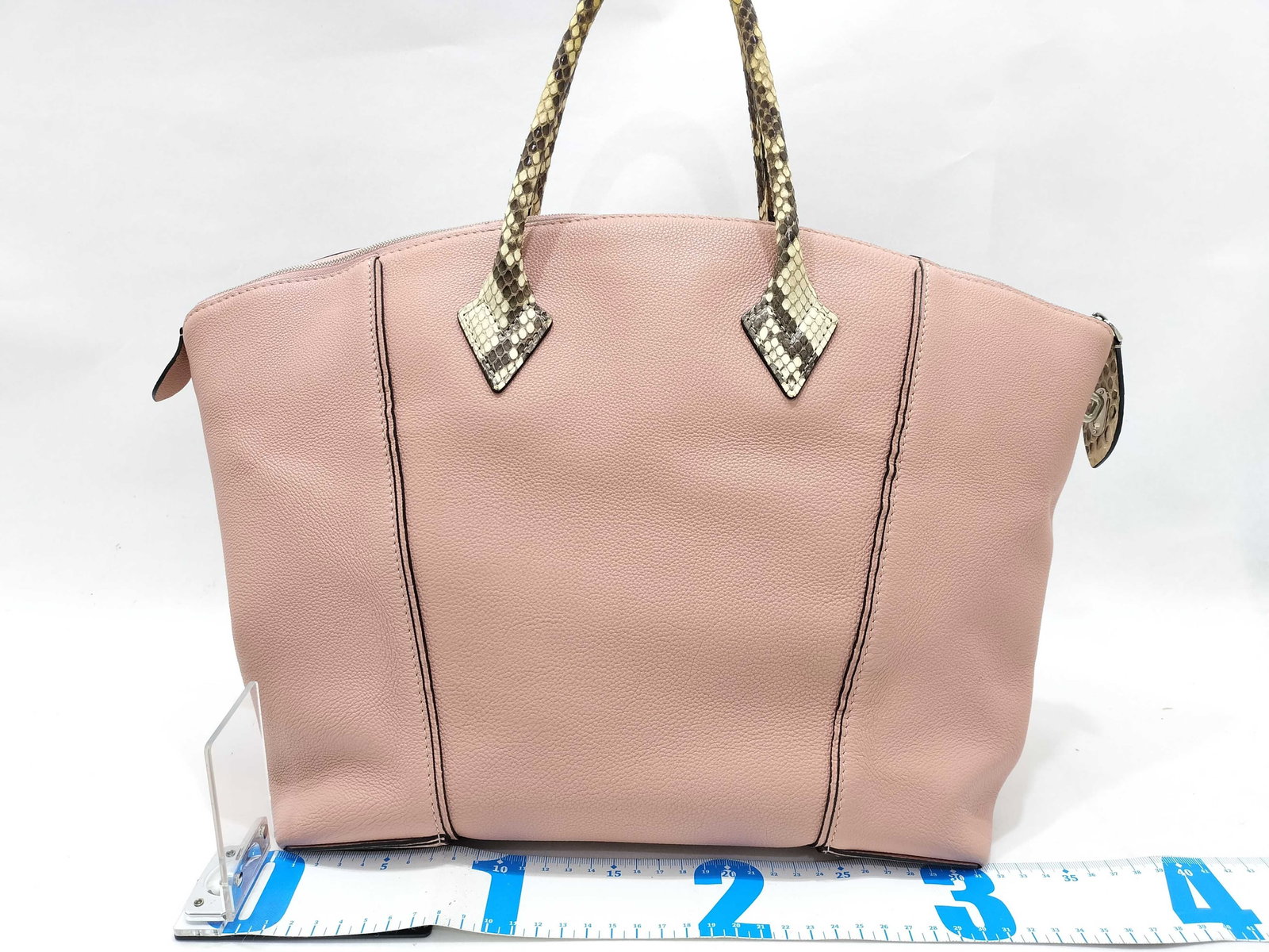 Louis Vuitton Pink/Beige Leather and Python Soft Lockit Bag - 4
