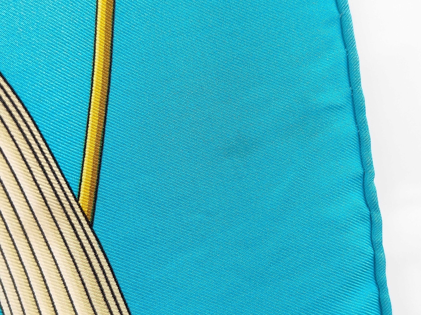 Herm?¨s Silk Carr?© 90 Scarf, Egypte Pattern - 7