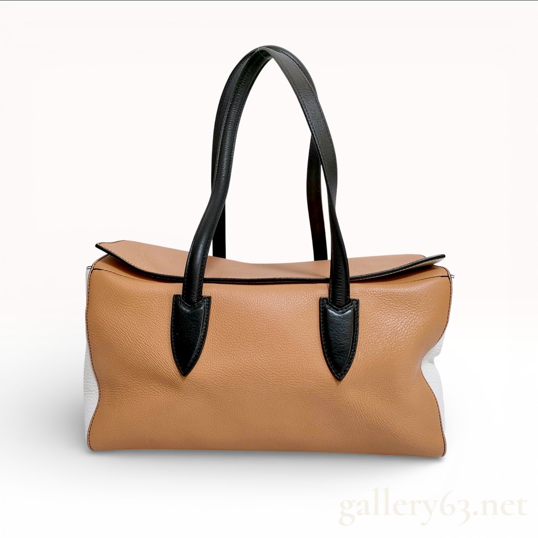 Max Mara Tri-Color Pebbled Leather Tote Bag, Camel, White, and Black (1 of 10)