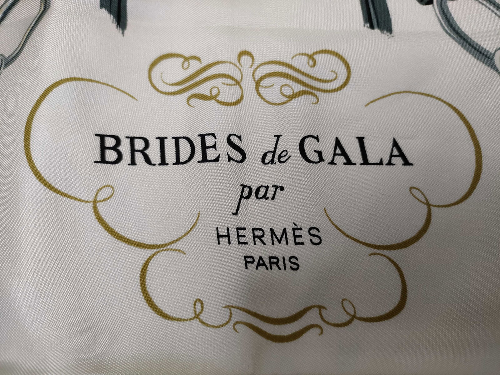 Herm?¨s Silk Carr?© Scarf 'Brides de Gala' Pattern - 3