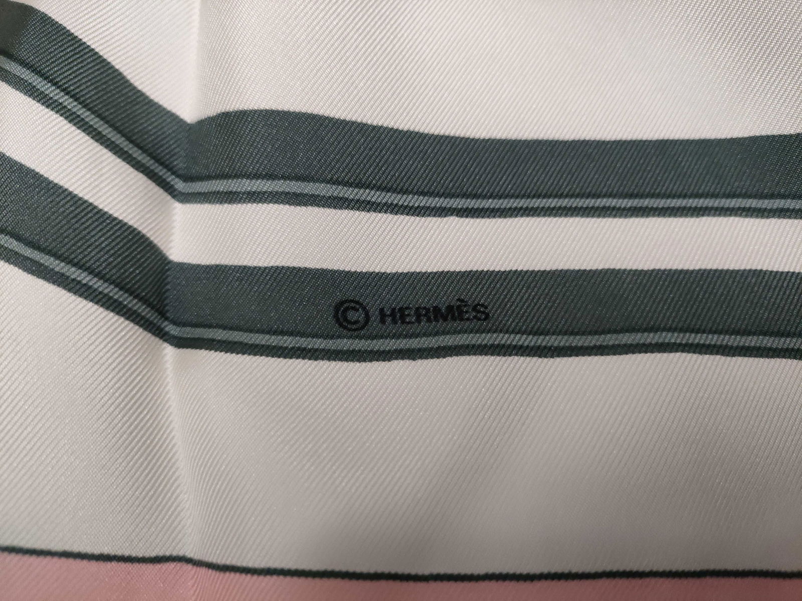 Herm?¨s Silk Carr?© Scarf 'Brides de Gala' Pattern - 5