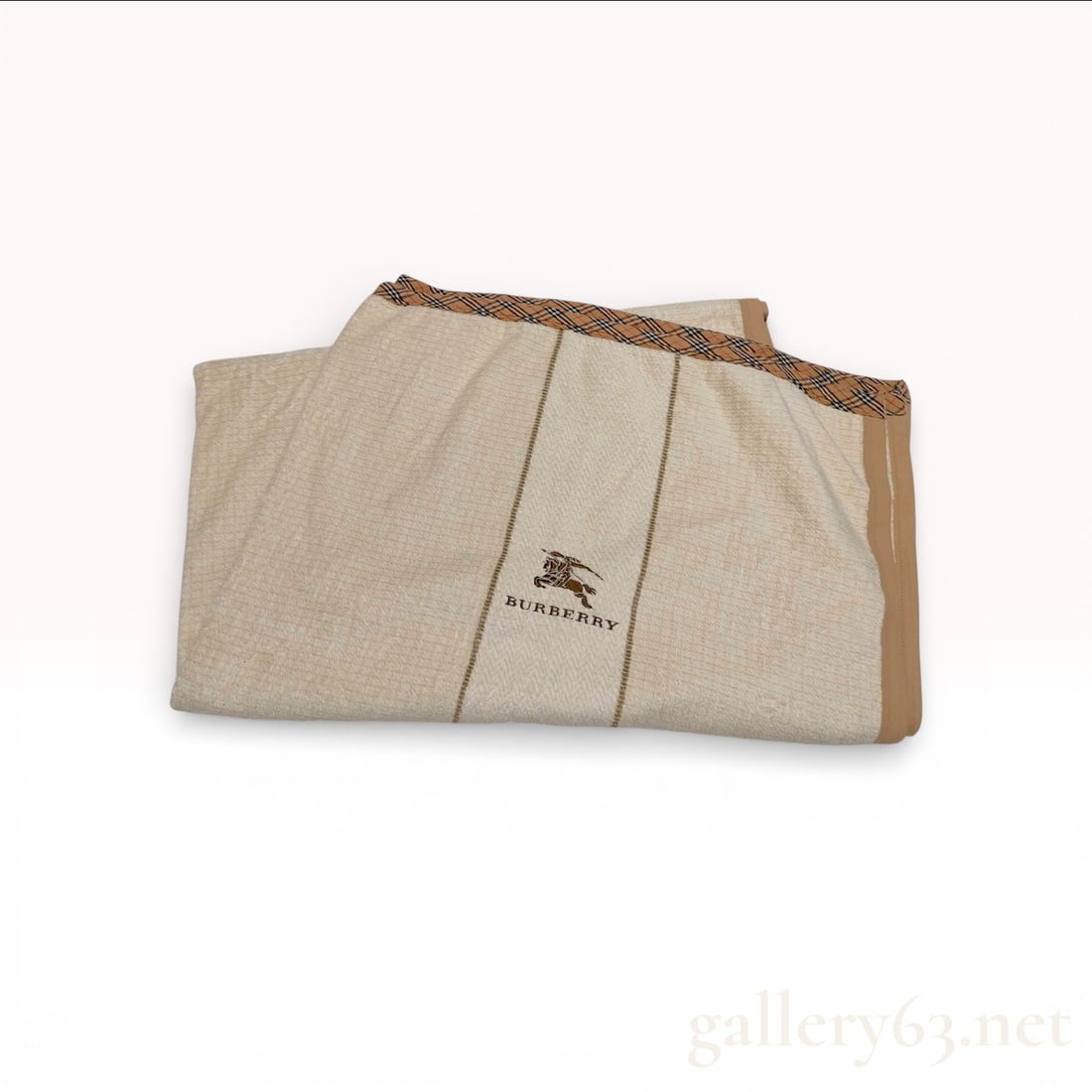 Burberry London Cotton Plush Throw Blanket, Nova Check Trim (1 of 10)