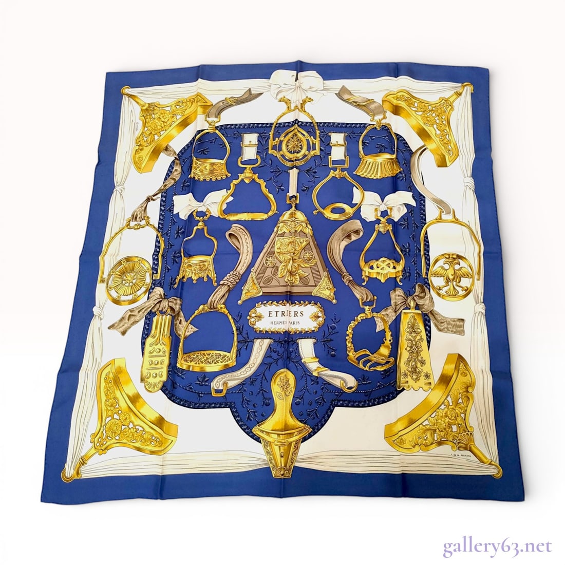 Hermes E@triers Silk Carre 90 (1 of 11)