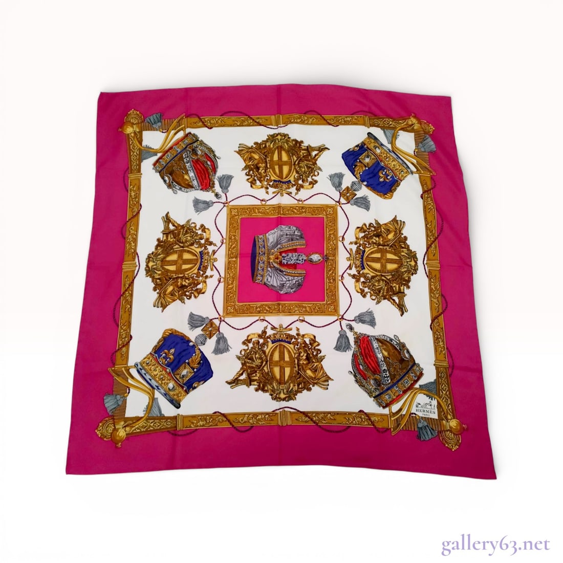 Hermes Silk Gavroche Scarf in Les Couronnes Pattern (1 of 9)