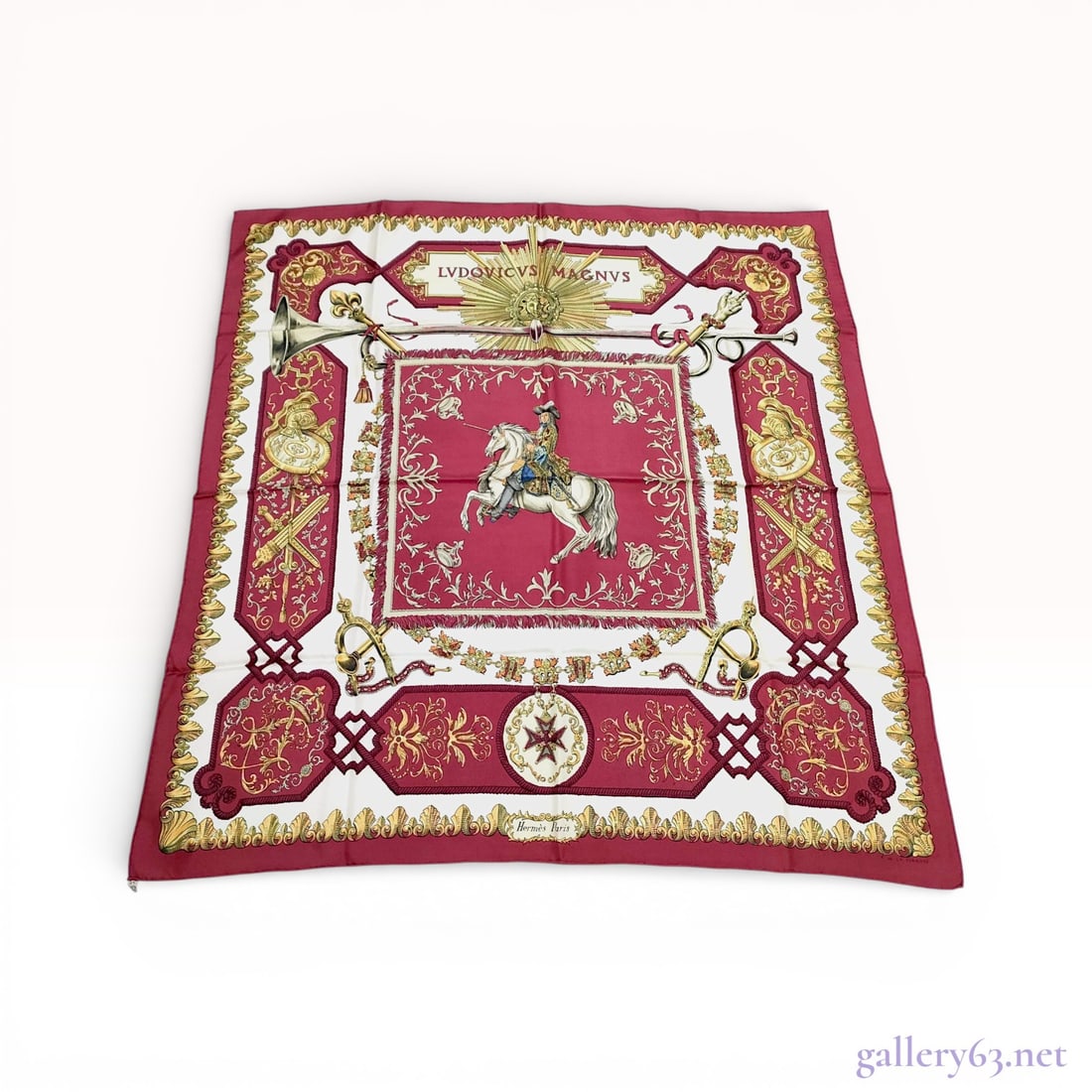 Hermes Silk Scarf, Ludovicus Magnus Pattern, Carre 90: This is a vintage Hermes silk twill Carre titled Ludovicus Magnus (Louis the Great), designed by Françoise de la Perrière and signed in the lower right corner. The intricate neoclassical