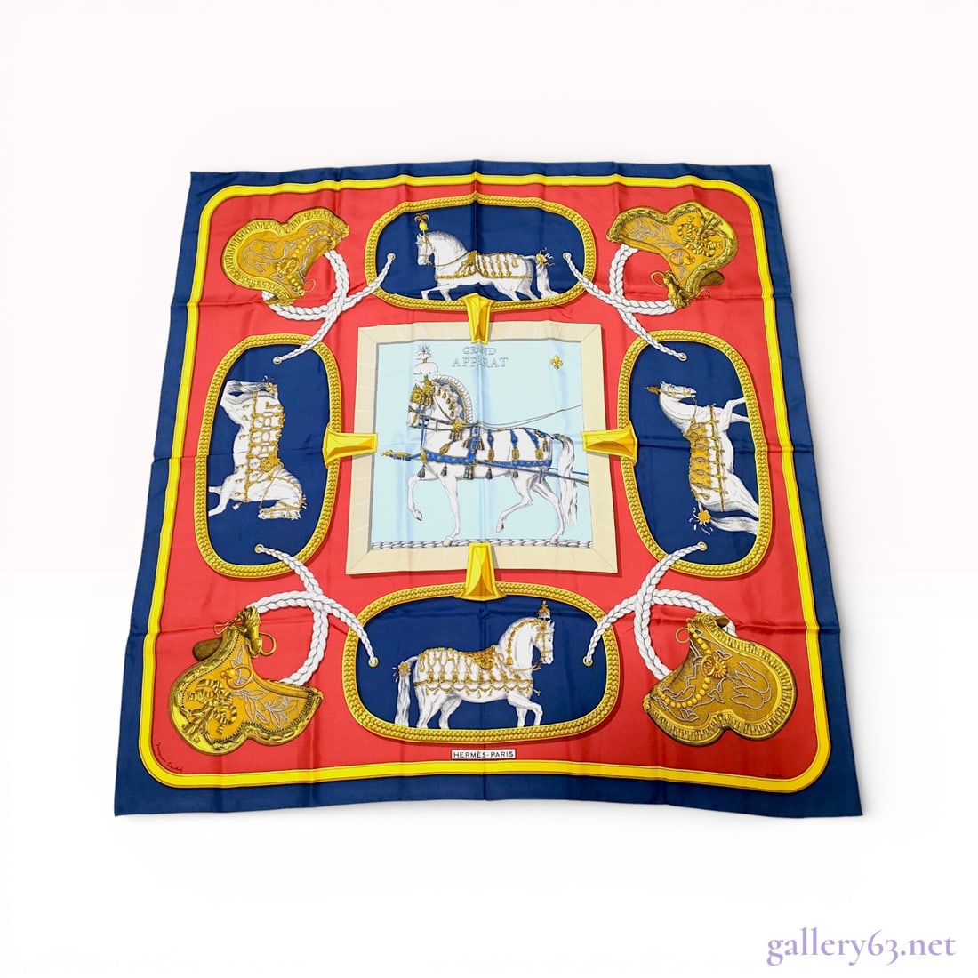 Hermes Silk Carre Scarf, Grand Apparat Pattern, Carre 90 (1 of 10)