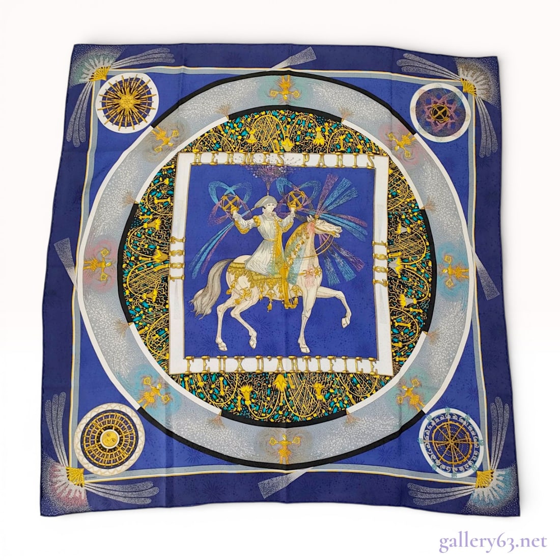 Hermes Feux d'Artifice Silk Carre 90 (1 of 11)