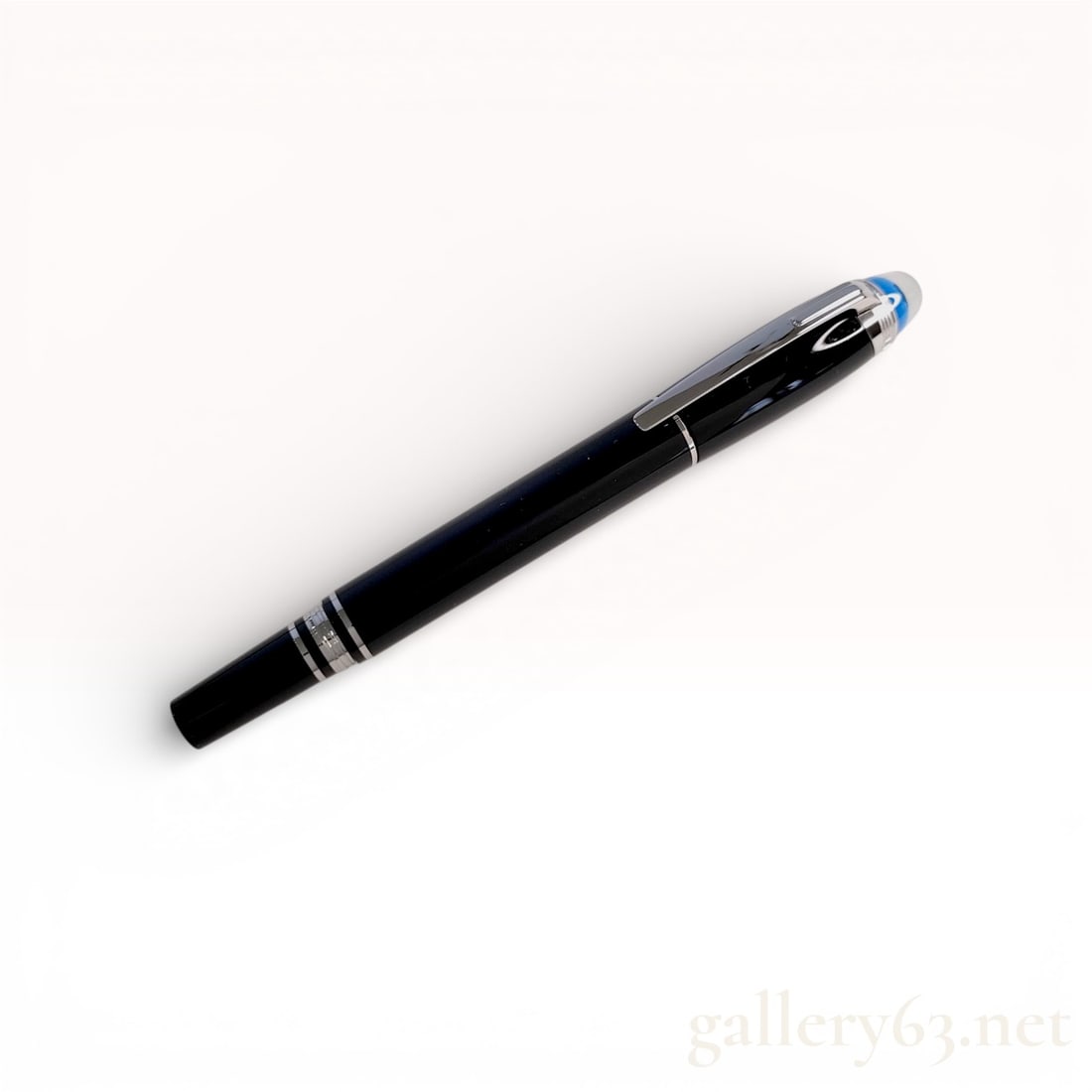 Montblanc StarWalker Precious Resin Fineliner Pen with Platinum-Coated Fittings (1 of 10)