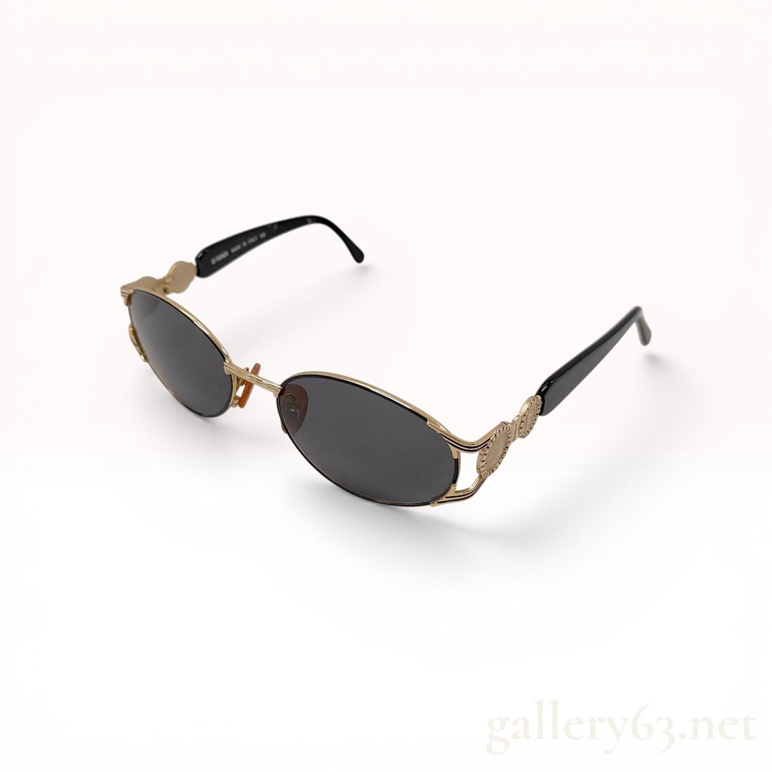 Fendi FS 119 Ebony Oval Sunglasses with Pequin Case (1 of 10)