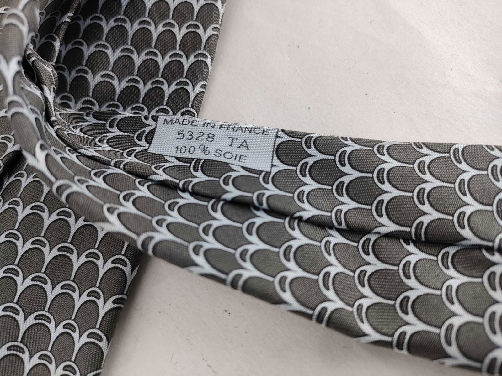 Two Herm?¨s Silk Neckties - 4