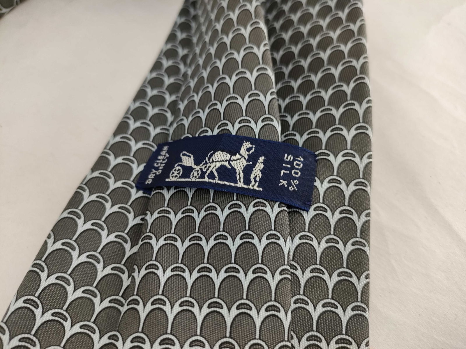 Two Herm?¨s Silk Neckties - 5