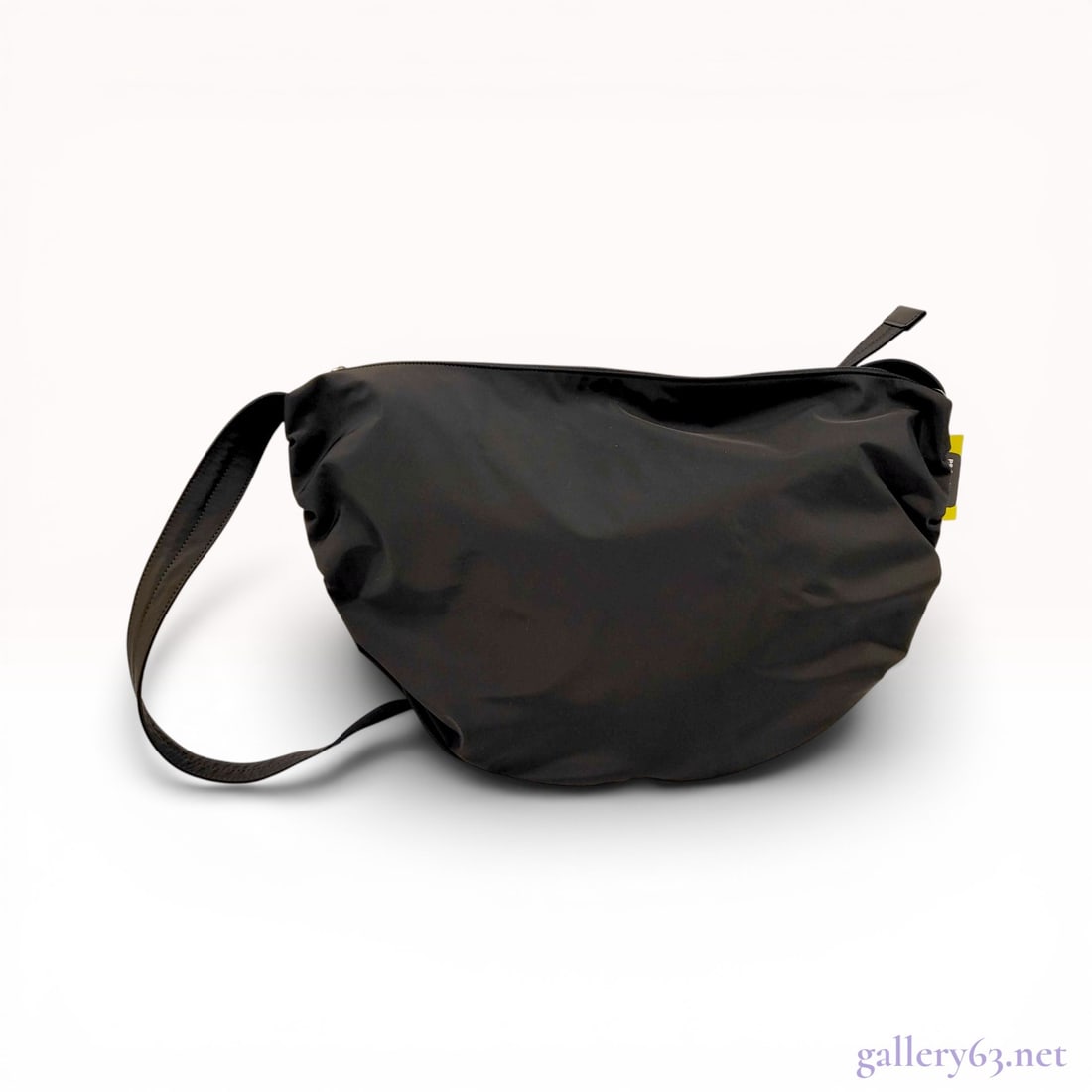 Paul Smith Black Nylon Slouchy Crescent Shoulder Bag (1 of 10)