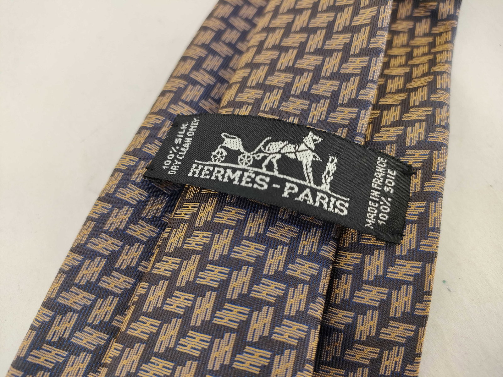 Two Hermes Silk Neckties - 8