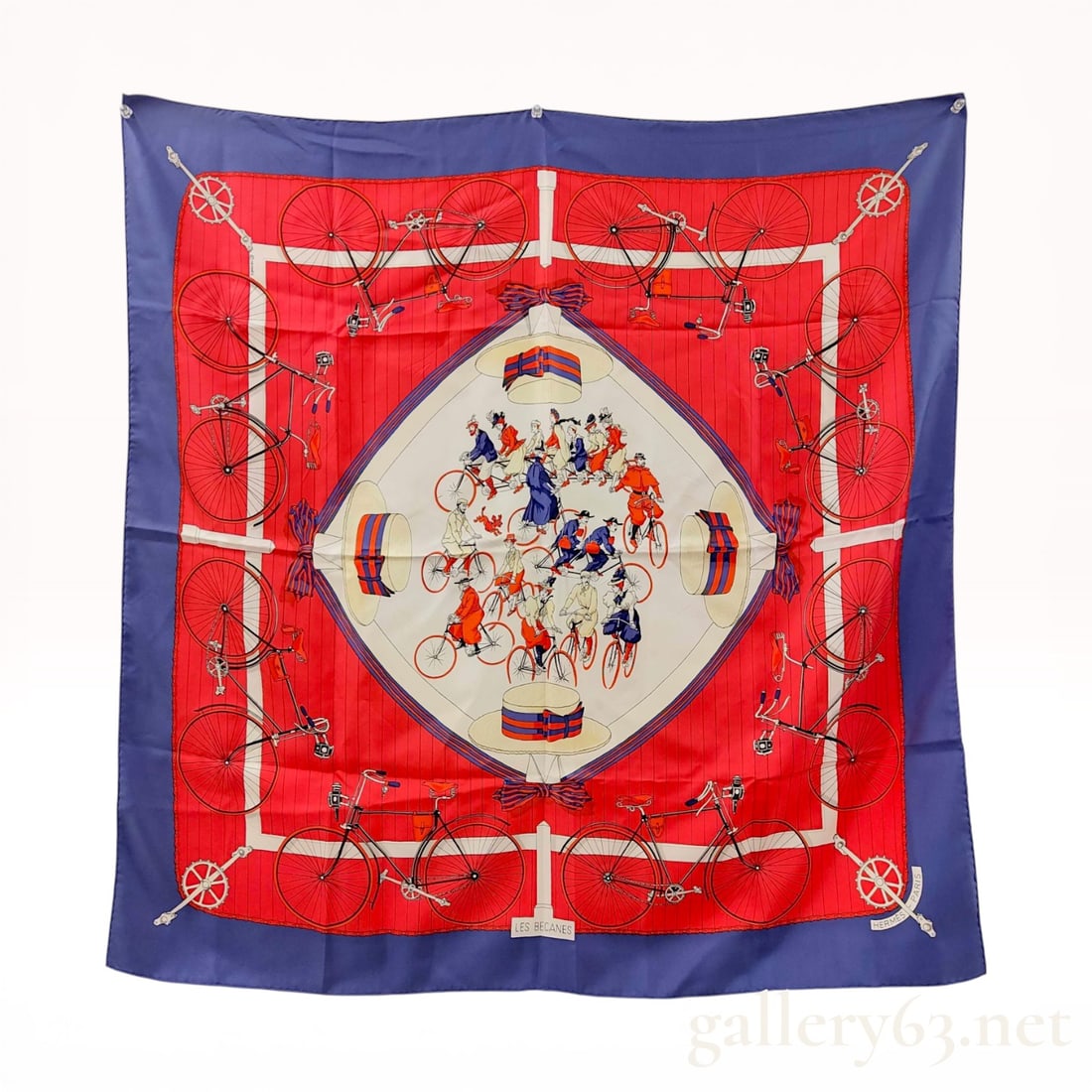 Herm?¨s Les Becanes Silk Scarf (1 of 5)