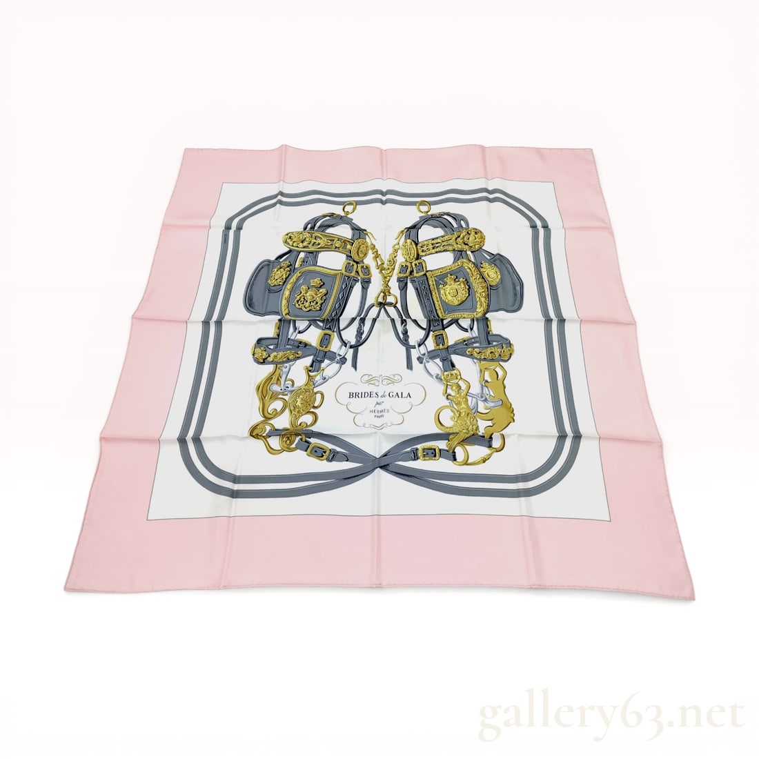 Herm?¨s Brides de Gala Silk Scarf in Pink and White (1 of 10)