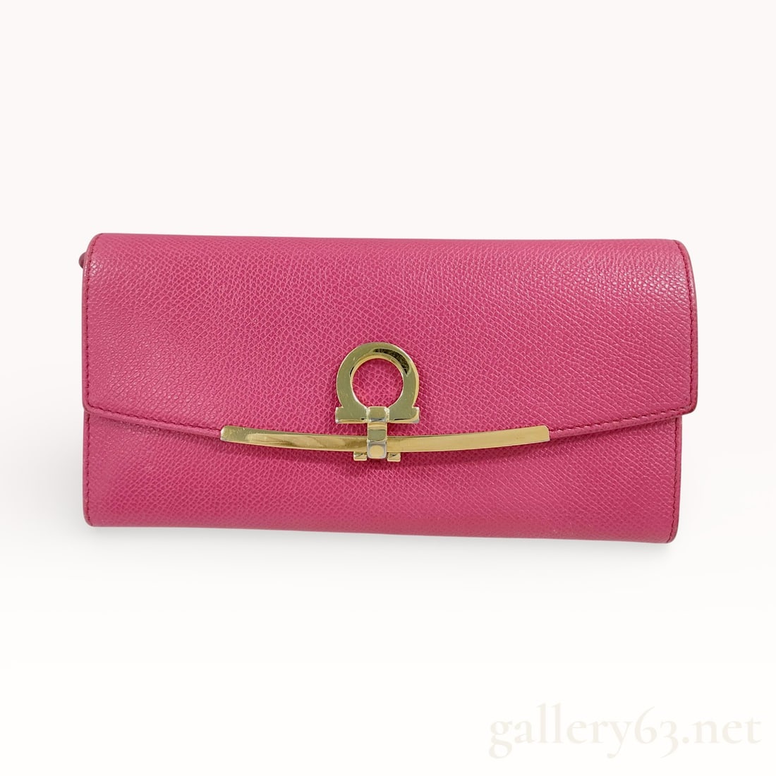 Salvatore Ferragamo Gancini Grained Leather Continental Wallet (1 of 10)