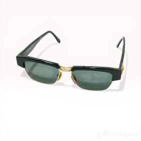 Gianni Versace Model GV 4 Vintage Sunglasses