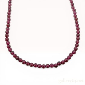 Single-Strand Garnet Bead Necklace with Gilt Silver Rose Clasp