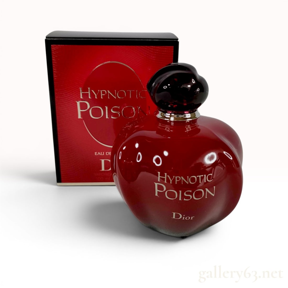Christian Dior Hypnotic Poison Eau de Toilette Spray, 100ml w/Box: Christian Dior Hypnotic Poison eau de toilette spray, 100ml, and coordinating original box. The rounded glass bottle features a deep red finish, an irregularly shaped dark cap, and a silver-tone neck 
