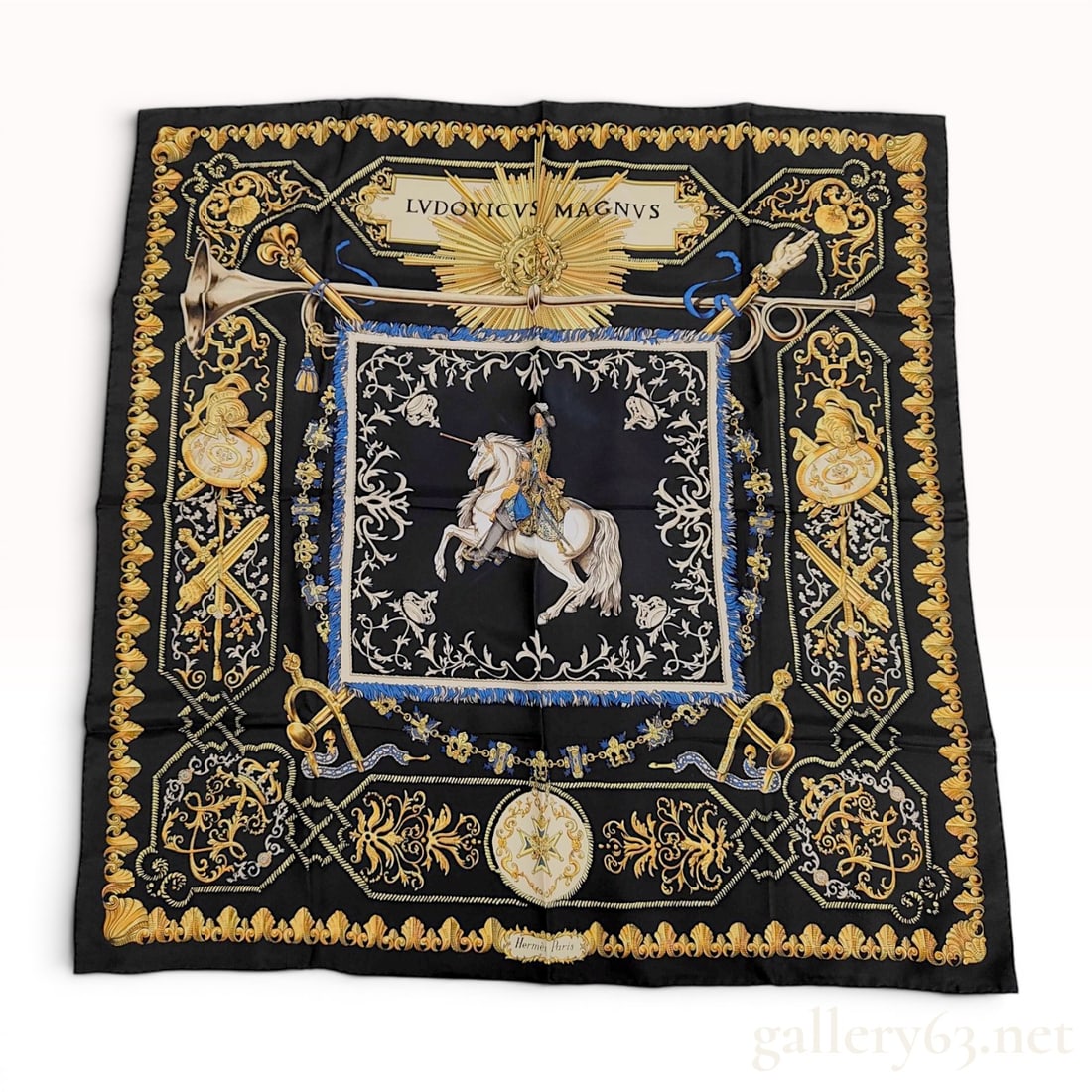 Hermes Ludovicus Magnus Silk Scarf: Hermès Ludovicus Magnus silk scarf featuring a design by Françoise de la Perrière centered on King Louis XIV. The composition includes equestrian, military, and heraldic motifs in