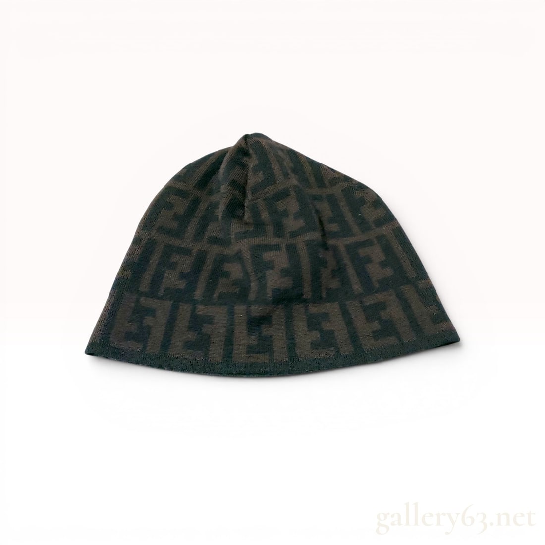 Fendi Zucca Monogram Wool Knit Beanie: Fendi wool knit beanie featuring an all-over dark brown and black Zucca double-F monogram pattern. The piece is constructed from a fine-gauge woven knit and includes an interior brand label marked Fen