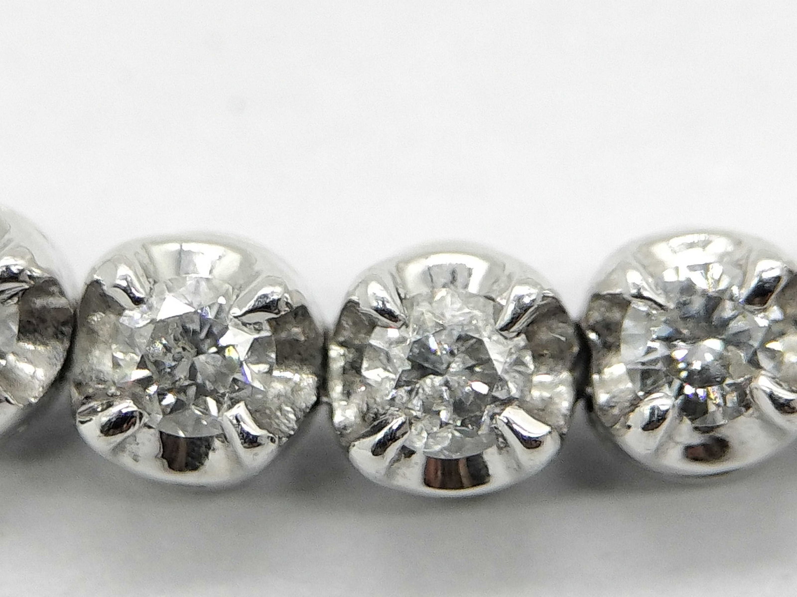 2.00ct Platinum and Diamond Tennis Bracelet - 2