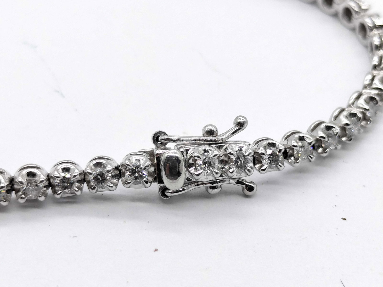 2.00ct Platinum and Diamond Tennis Bracelet - 4