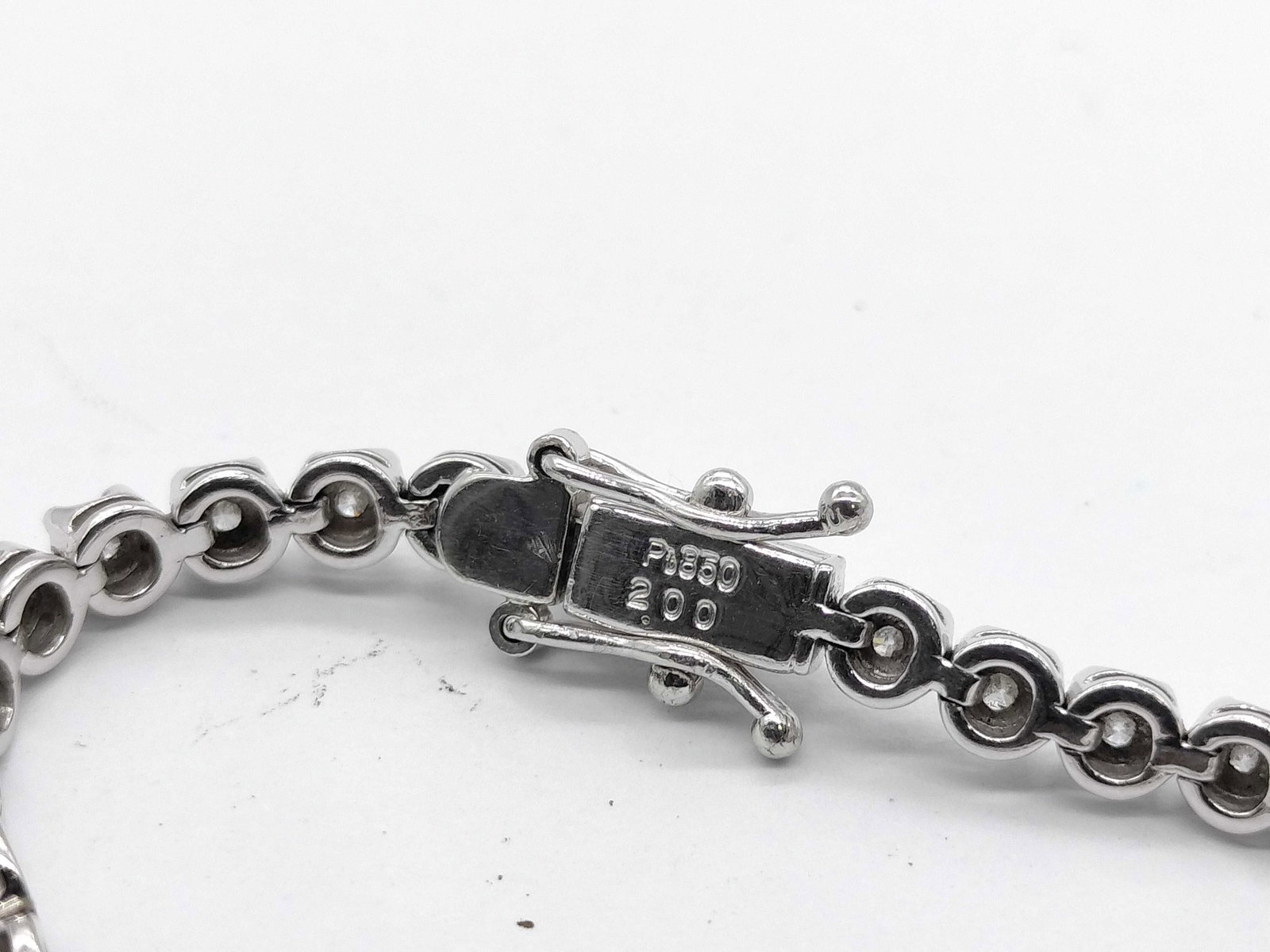 2.00ct Platinum and Diamond Tennis Bracelet - 5