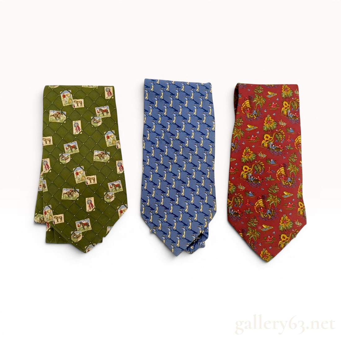 A Trio of Salvatore Ferragamo Silk Men's Neckties (1 of 10)