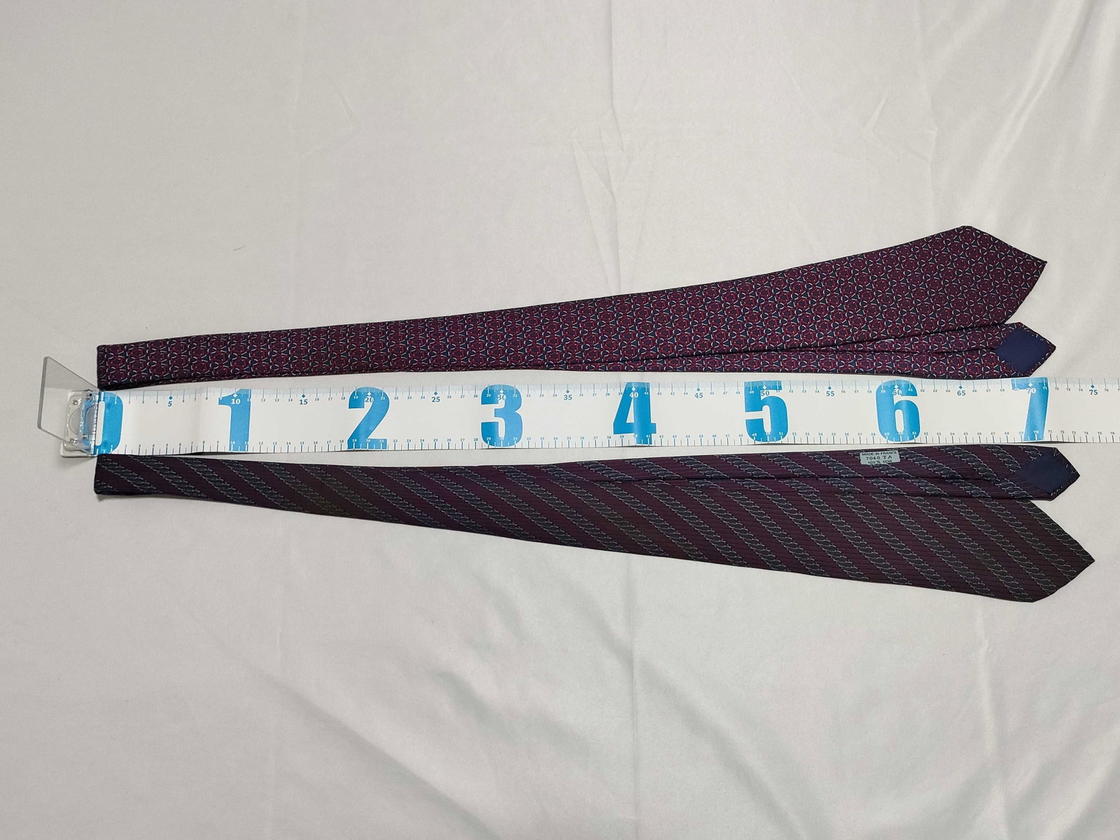 Two Hermes Silk Neckties - 4