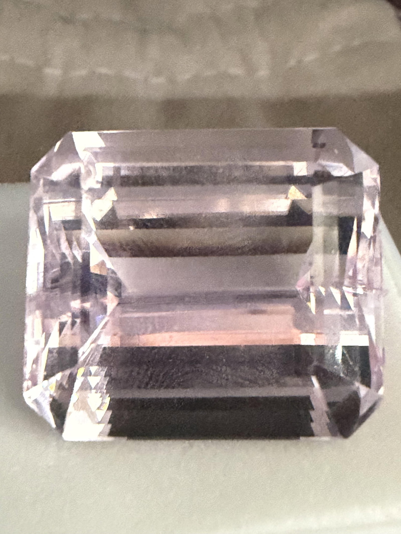 40 Karat Kunzite Gemstone - 12