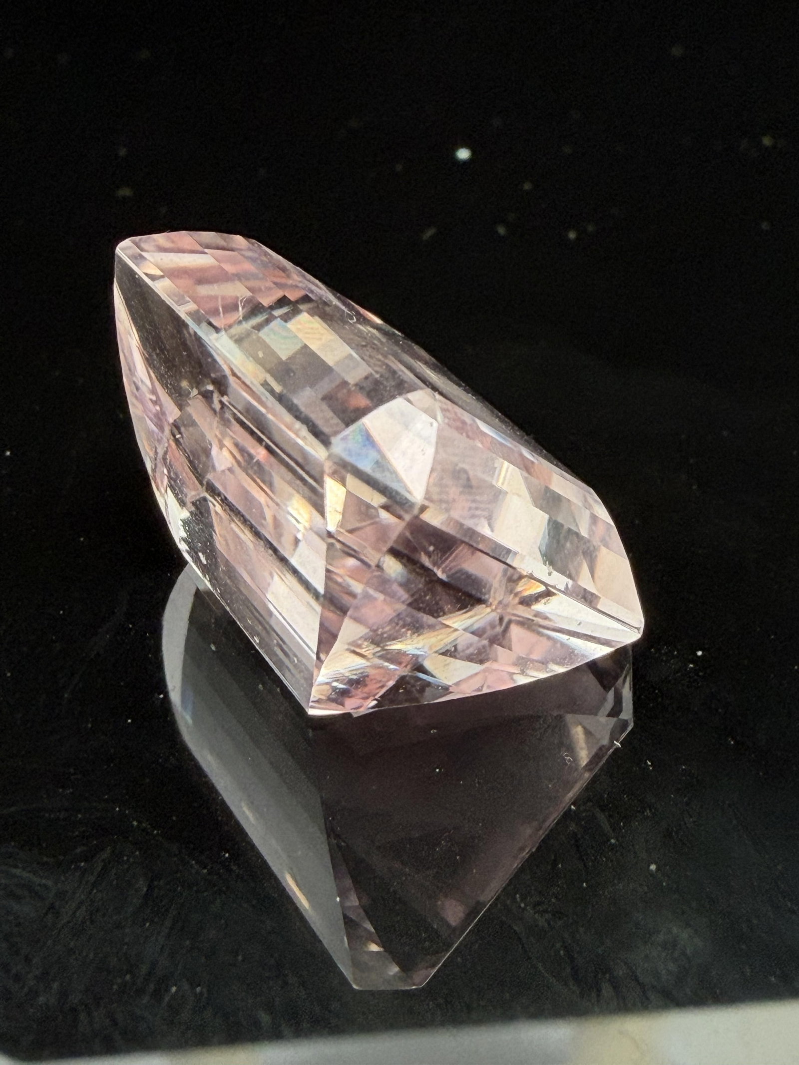 40 Karat Kunzite Gemstone - 5