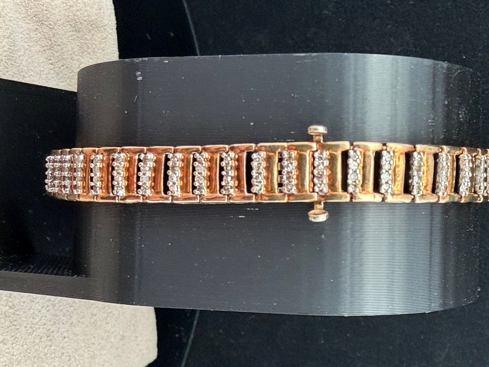 10K Yellow Gold Diamond Bracelet (1 of 8)