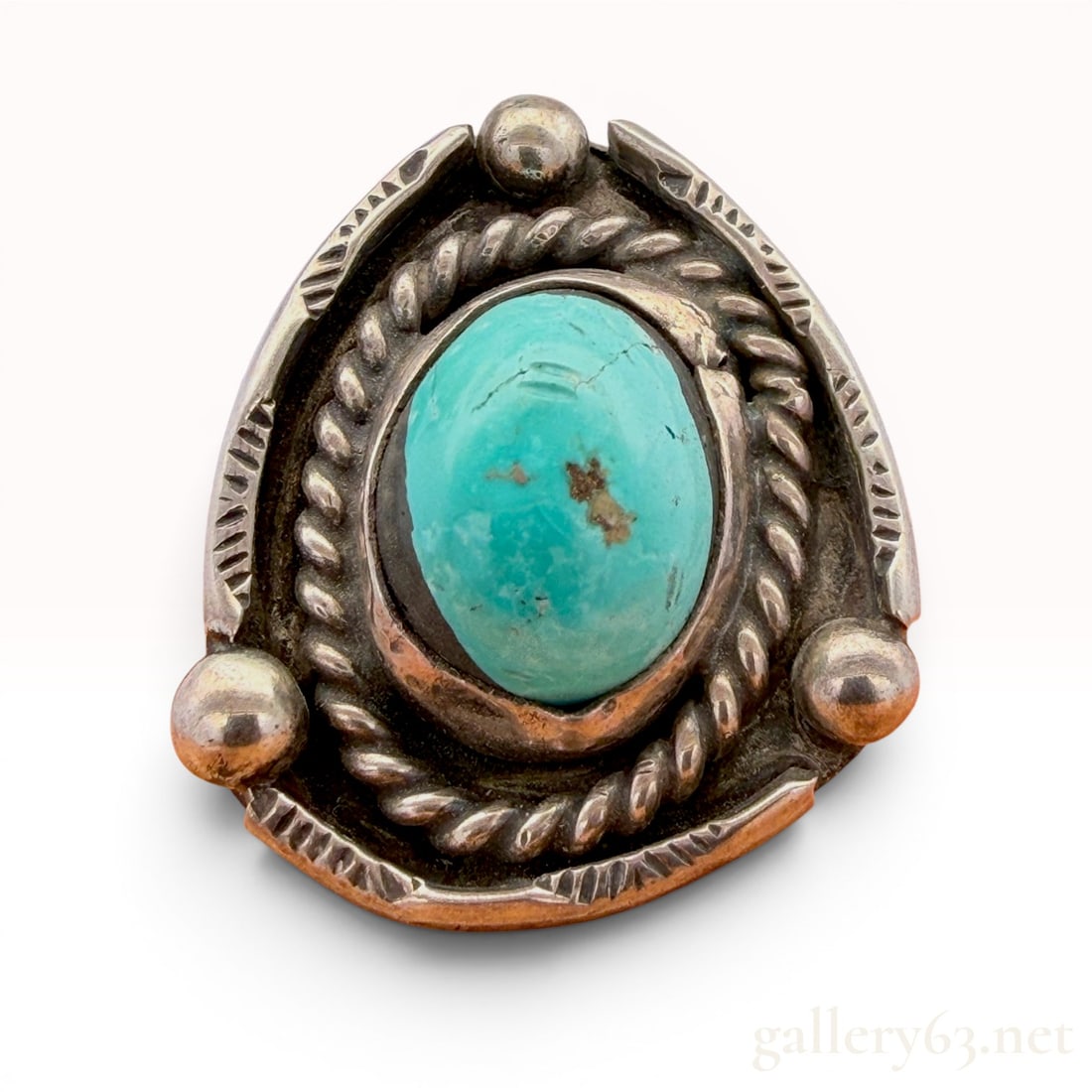 Native American Sterling Turquoise Ring: Size 8.75 and weighs 9.2 grams. 9.2 grams