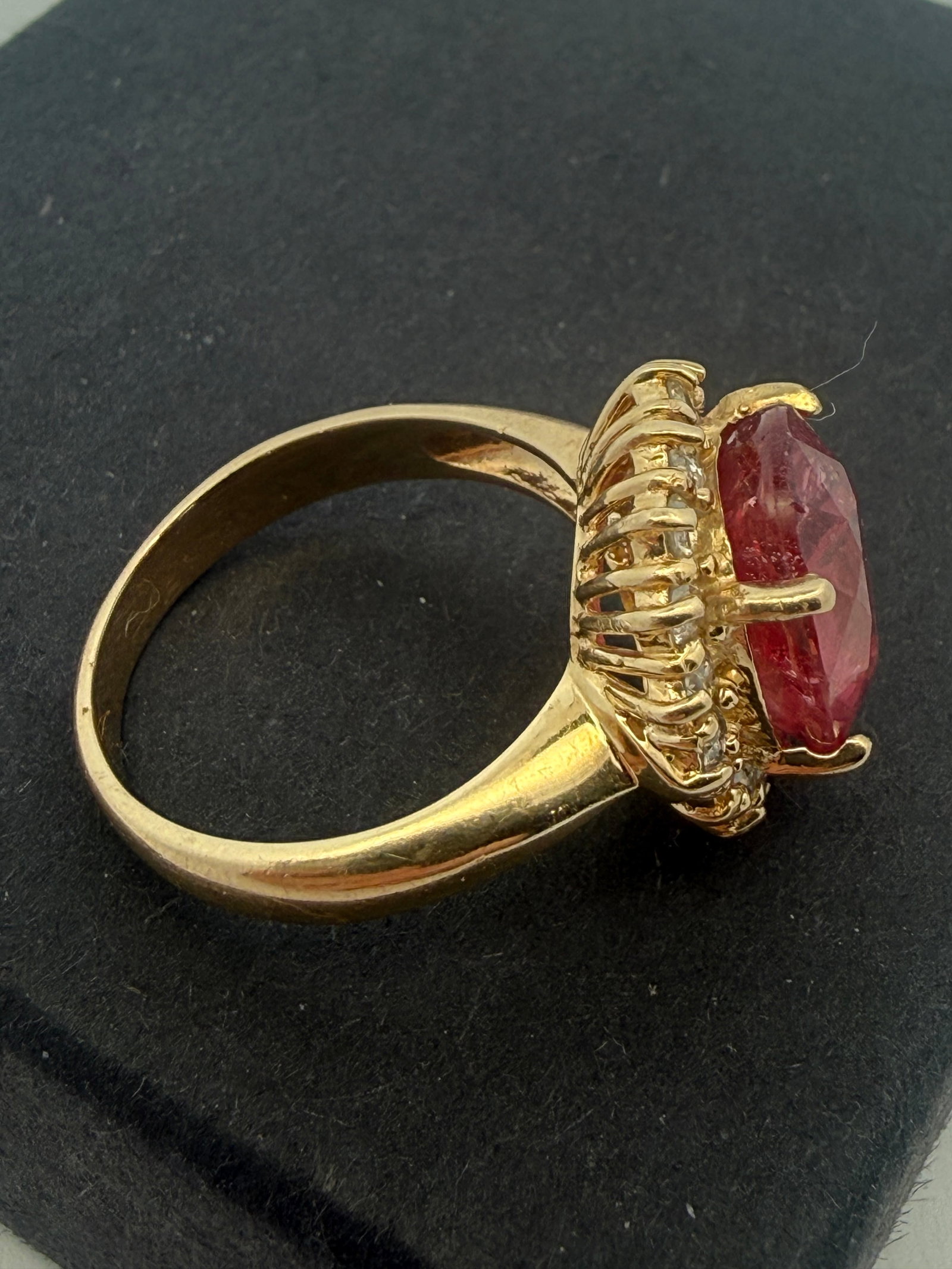 14K Gold 5.50 Carat Ruby Ring - 2