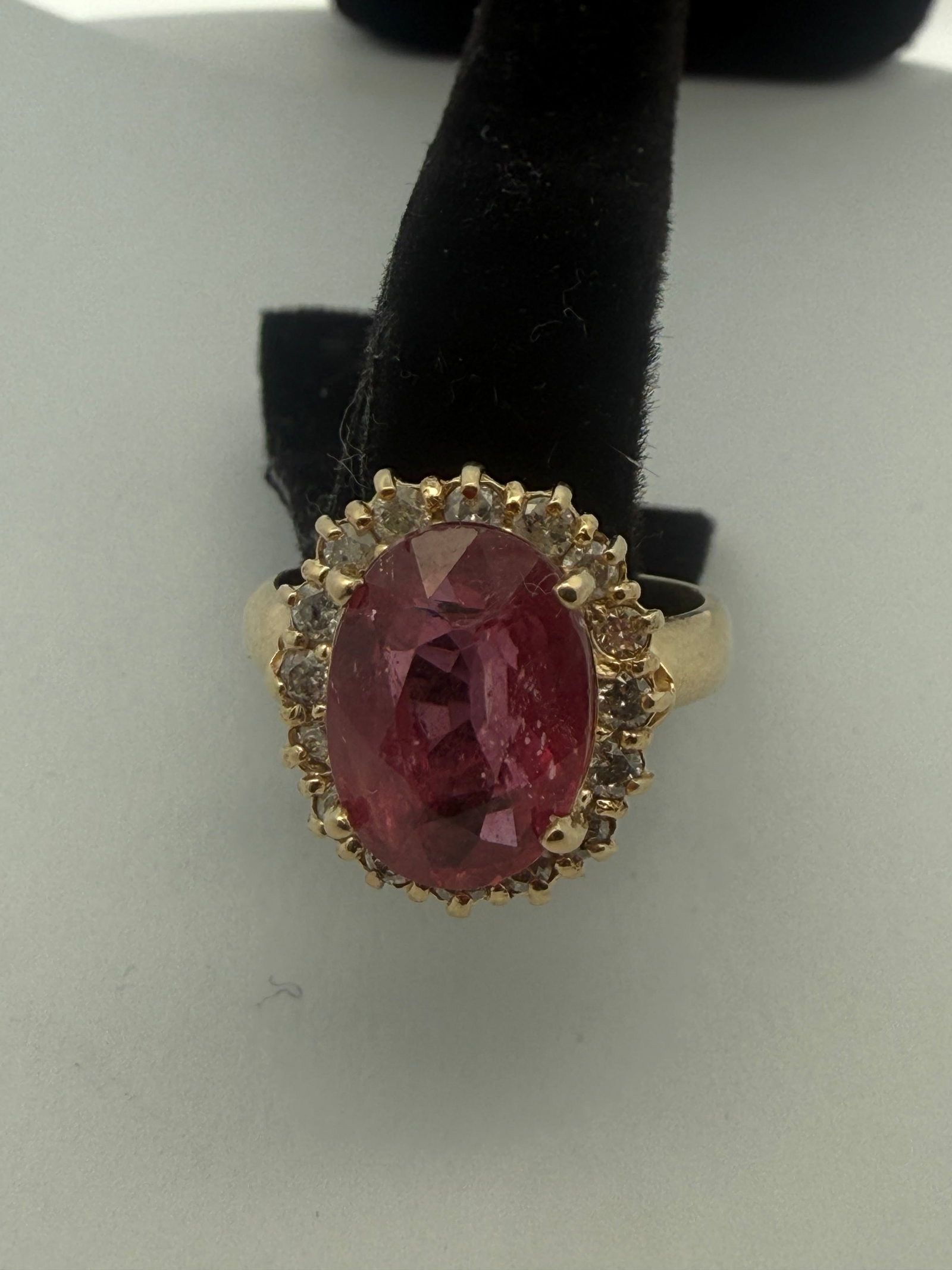14K Gold 5.50 Carat Ruby Ring - 7