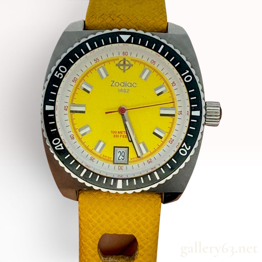 Zodiac Diver Watch: In good preowned condition.