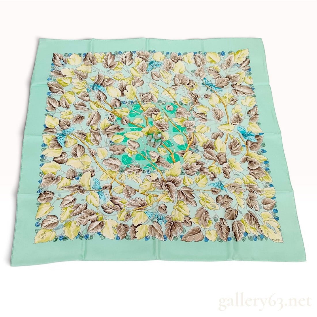 Hermes Les Mures Silk Carre 90 Scarf by Philippe Ledoux: An authentic Hermes silk scarf in the Carre 90 size, featuring the Les Mures (The Blackberries) pattern designed by artist Philippe Ledoux. The botanical composition displays winding blackberry branch