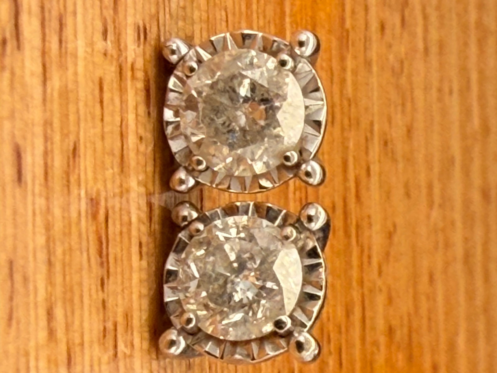 10K White Gold .95ct Diamond Studs (1 of 3)