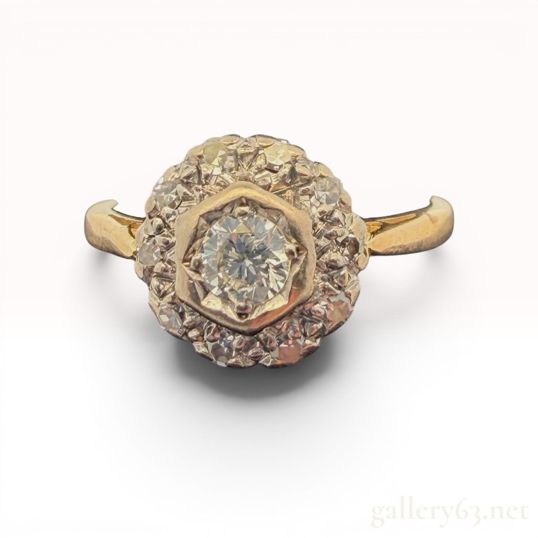 English-Made 18K Gold Diamond Ring (1 of 5)