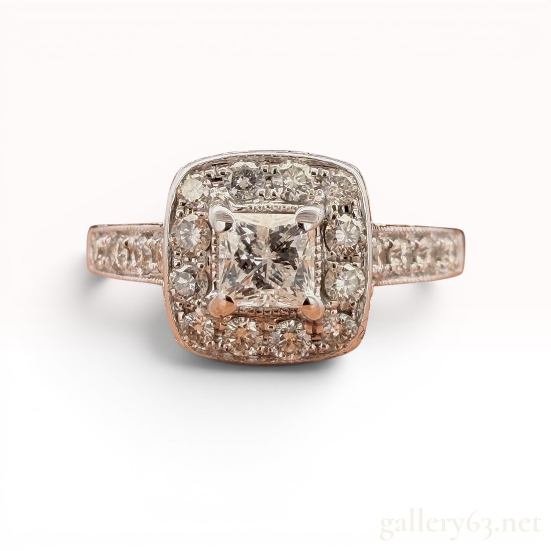 14K White Gold Diamond Ring: Features 0.60cttw of diamonds. Size 8 and weighs 4.7 grams. 4.7 grams