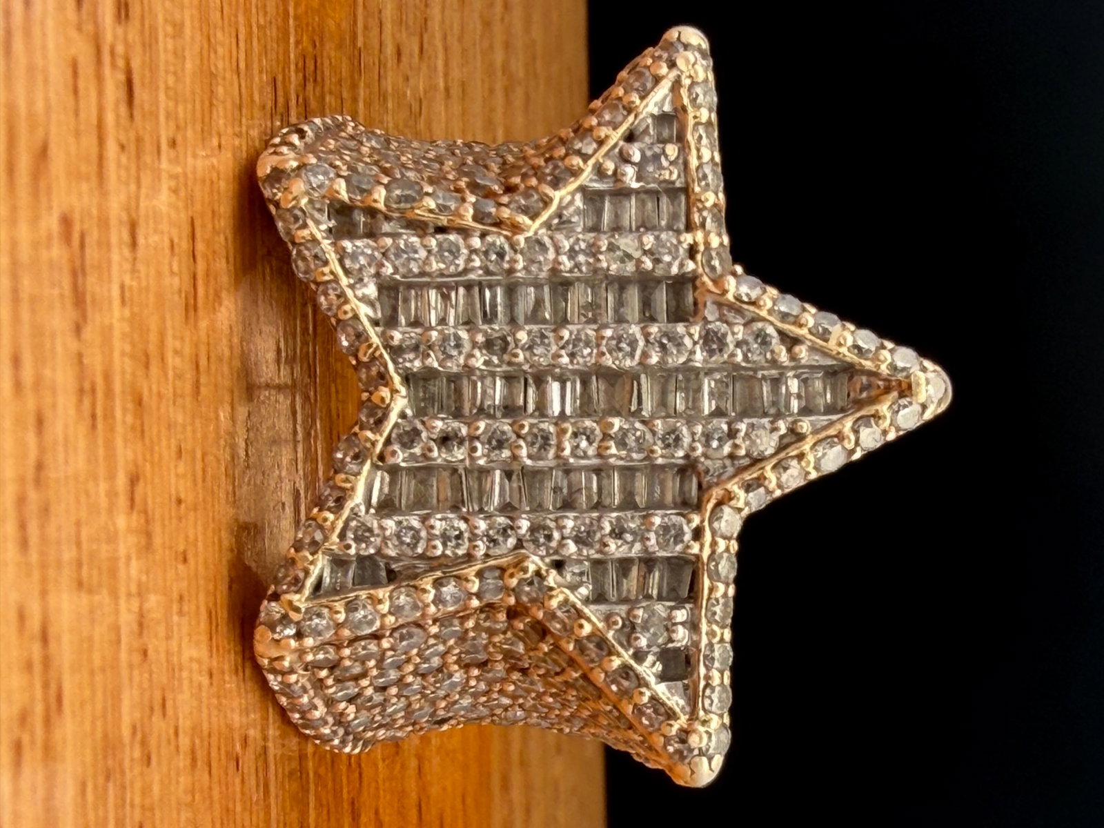 10K Yellow Gold Diamond Star Ring: Approx 2.50-3.00CTTW natural diamonds. Size 4.5 17.2 grams needs a few stones replaced 17.2 grams